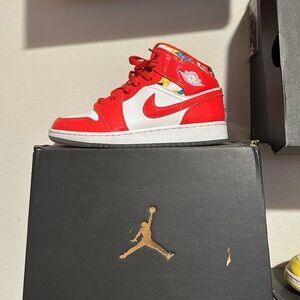 barcelona jordan 1 mid gs